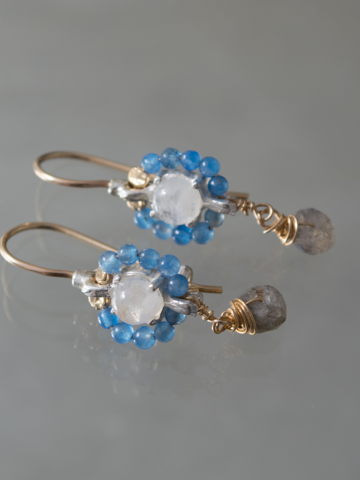 earrings Flower mini, blue jade and moonstone